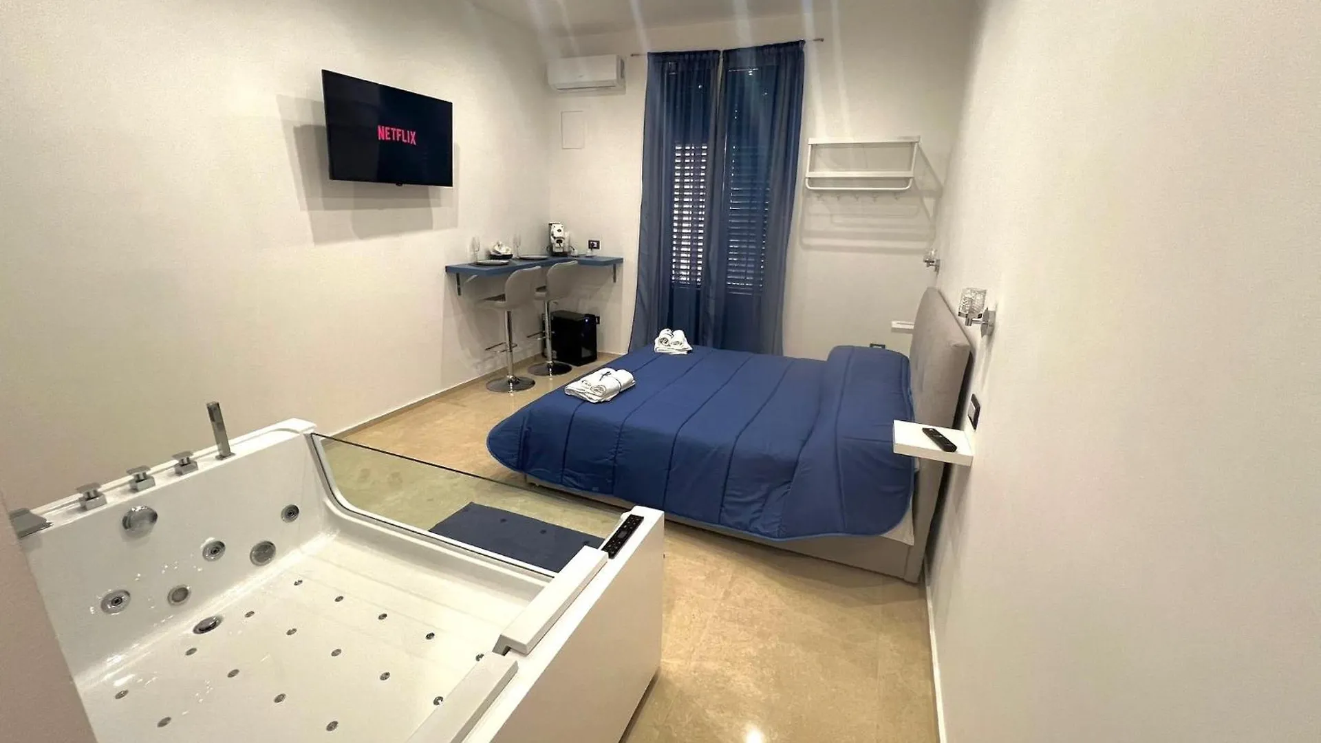Broken Column Luxury Suite Palermo Apartment