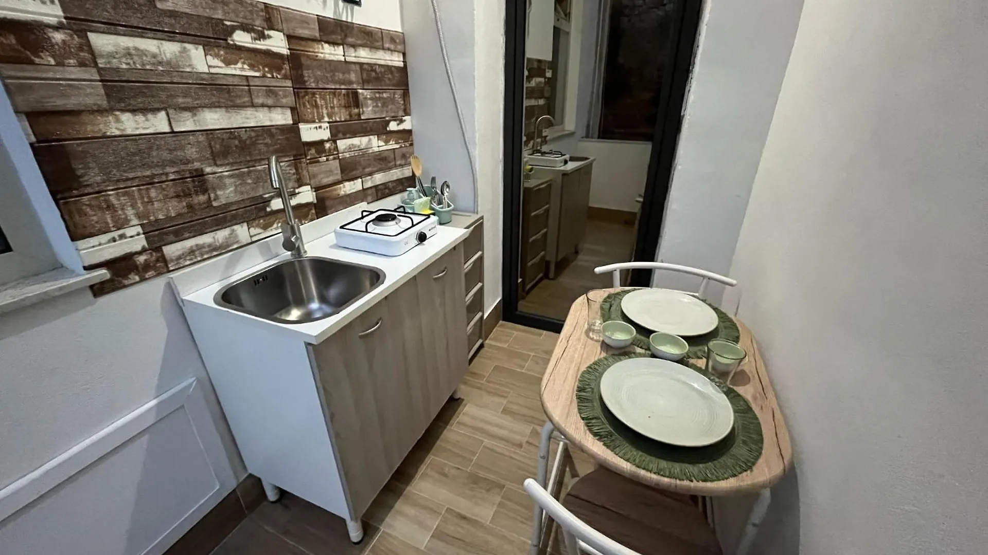 Apartment Broken Column Luxury Suite Palermo Italy